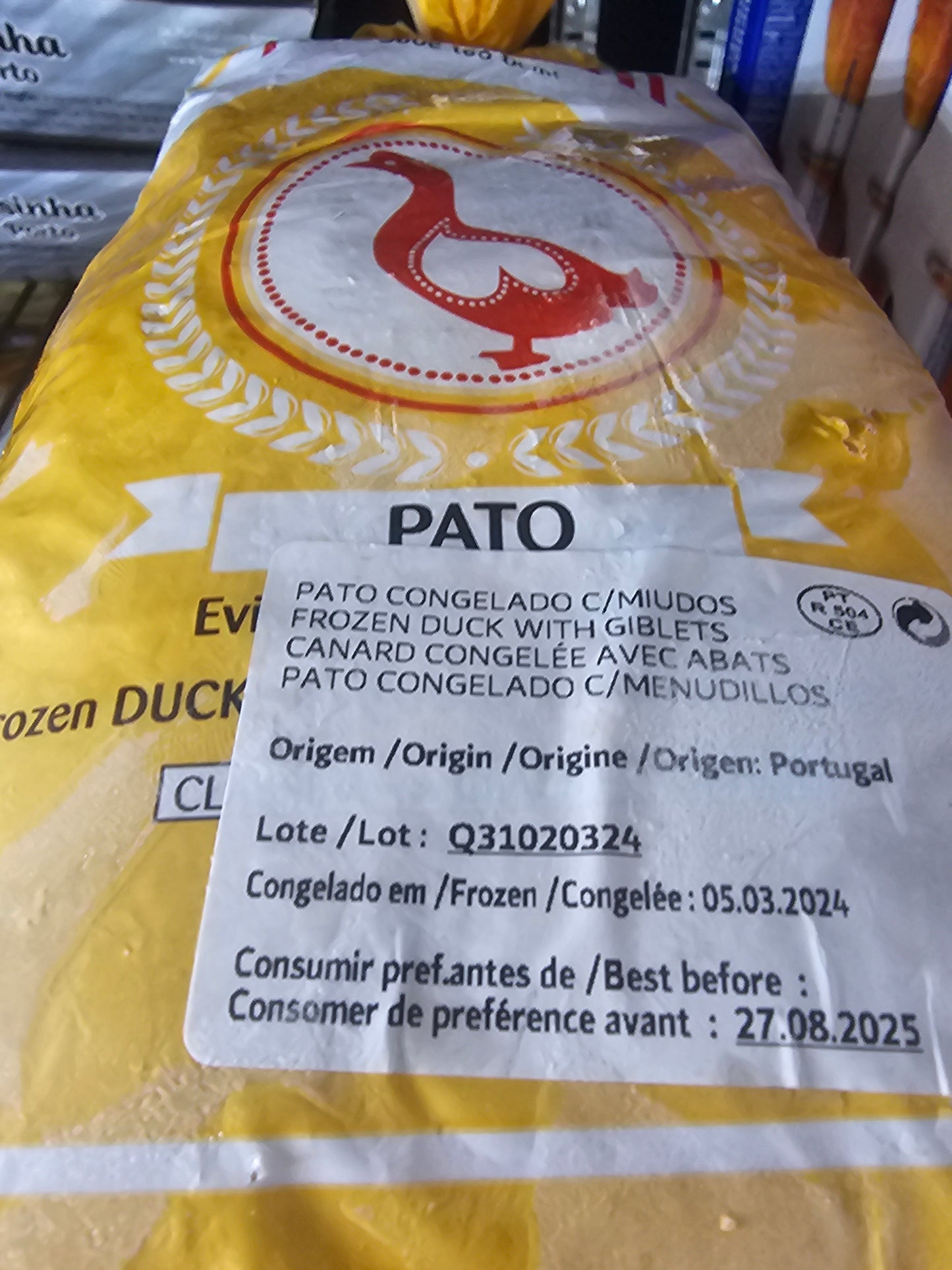 Pato Congelado C/Miudos 2.6kg - Avibom