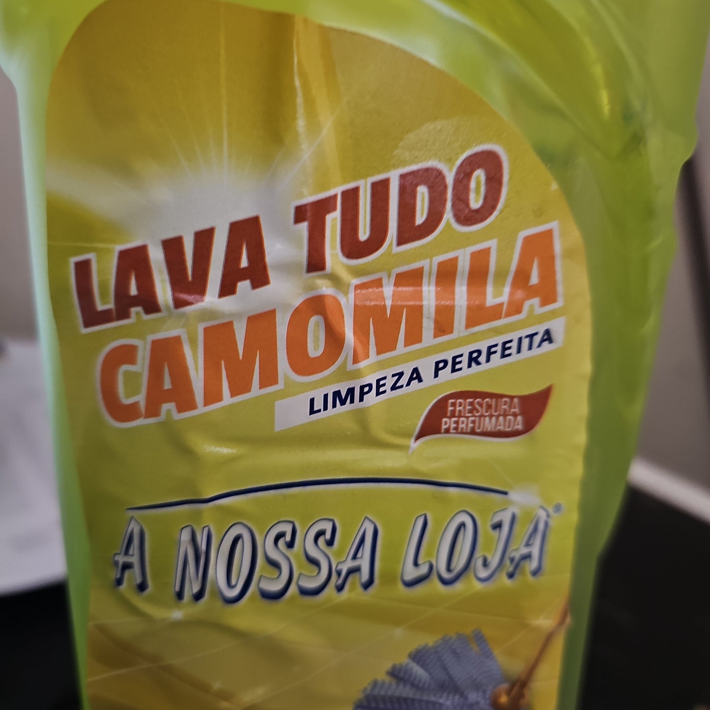 Lava Tudo Camomila - A Nossa Loja 2L